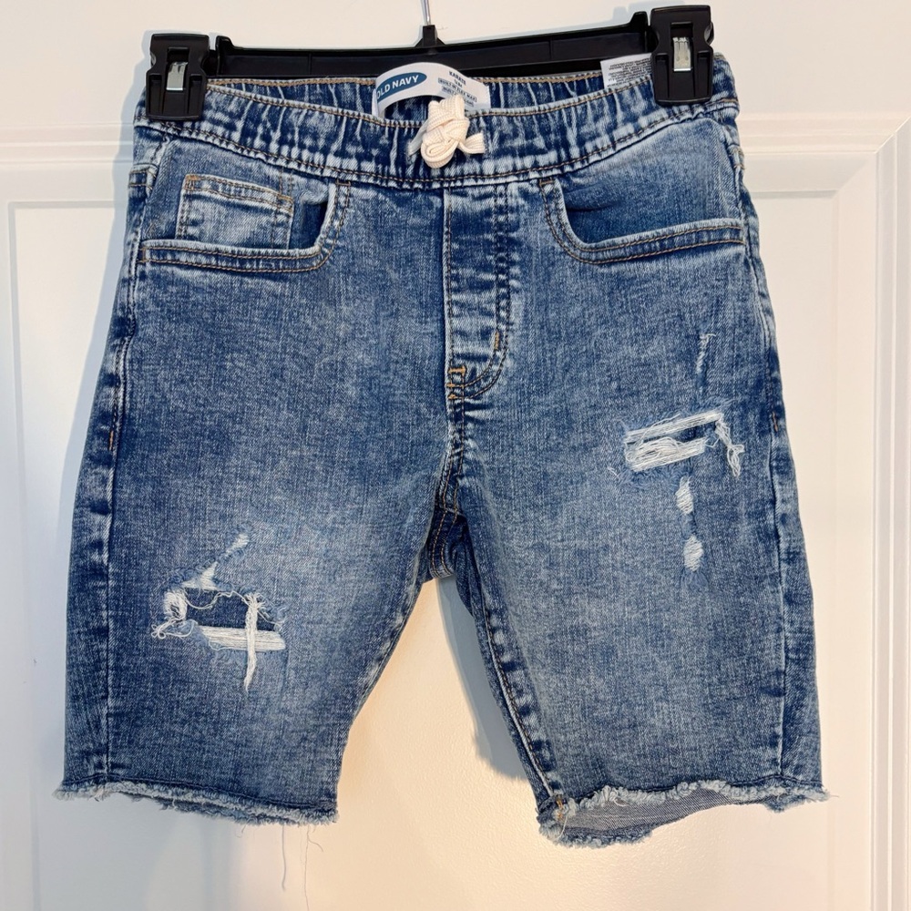 Boys’ EUC Old Navy Karate Slim Rib-Waist Jean Shorts - Size M/8